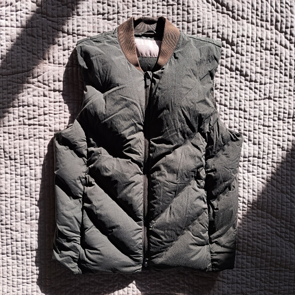 Athleta Modern Athletic Chic Green Puffy Vest Size Small